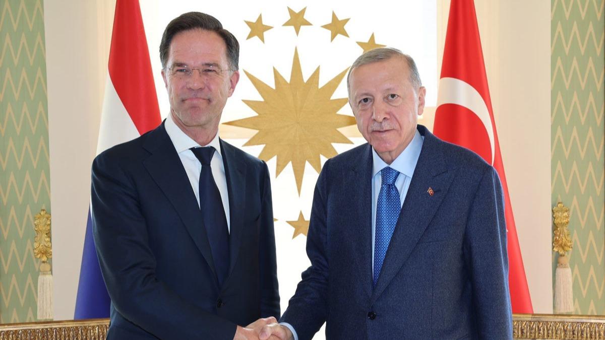 Rutte, ABD'yi beklemeden Trkiye'ye gelecek