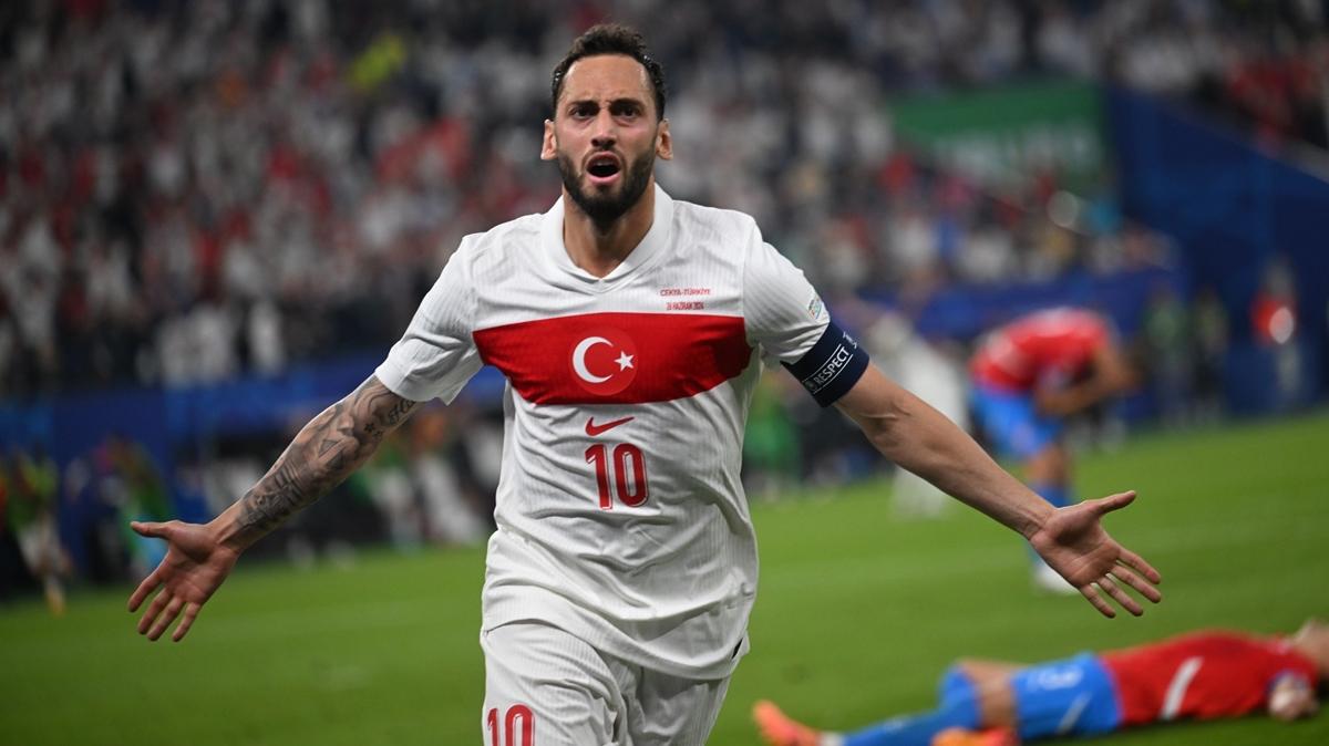 Hakan alhanolu'nun gol en iyilere aday!