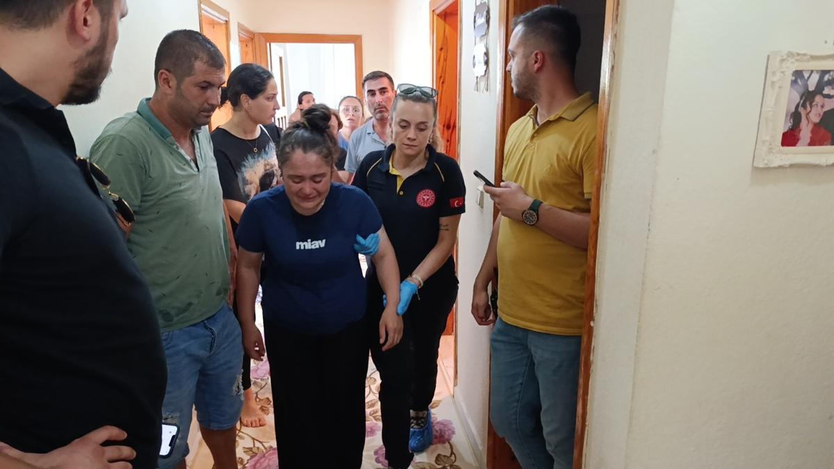 Maskeli hrsz darp ettii anneyi kzyla tehdit etti! Altnlarn yerini syletti