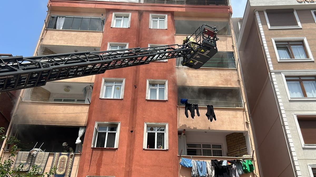 Kartal'da 7 katl binada yangn
