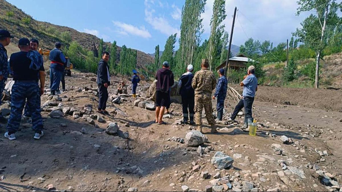 Krgzistan'da iddetli yalar sele neden oldu: 5 l