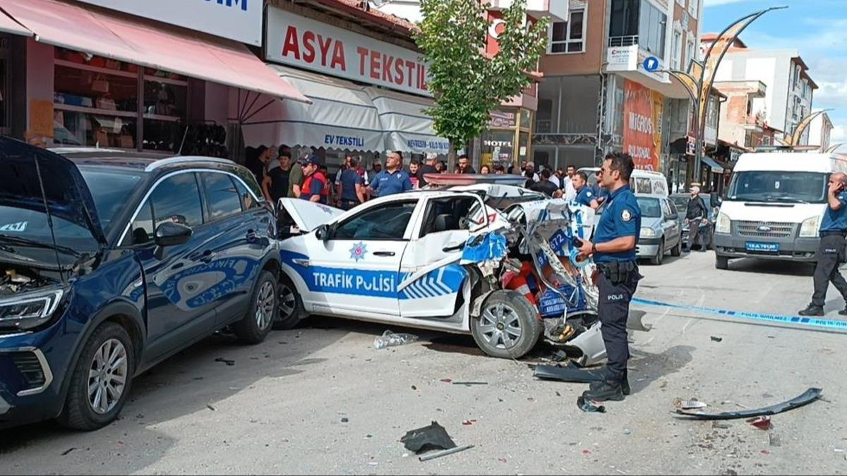 Kontrolden kan cip polis otosuna arpt: 3 yaral 