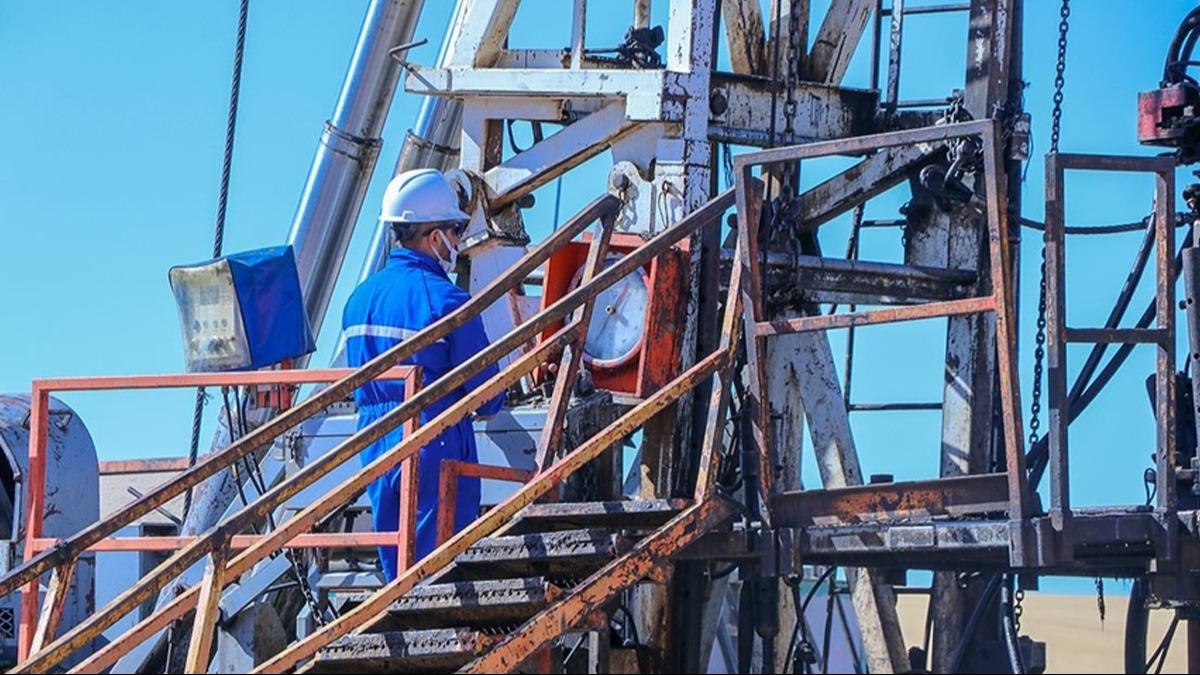 Petrol almalarnda grevli iiler iin alma saati dzenlemesi Resmi Gazete'de yaymland