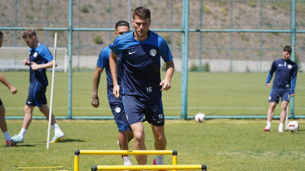 aykur Rizespor, yeni sezon hazrlklarn srdryor  