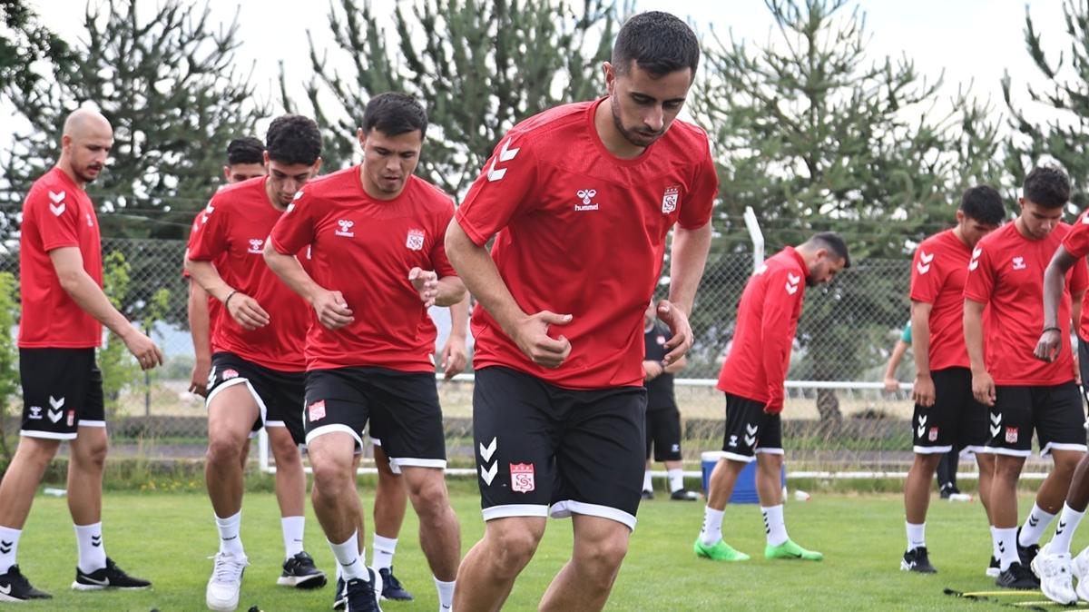 Sivasspor'da yeni sezon hazrlklar devam ediyor