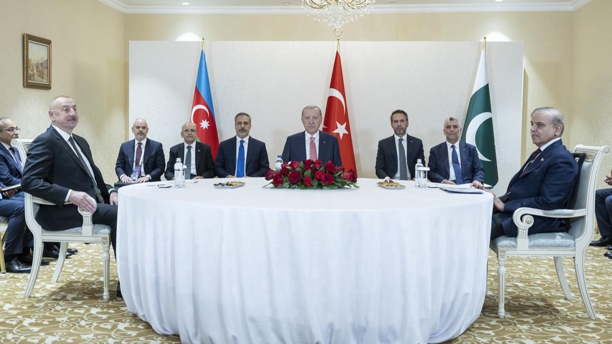 Astana'da l zirve... Trkiye, Pakistan ve Azerbaycan liderleri bir araya geldi
