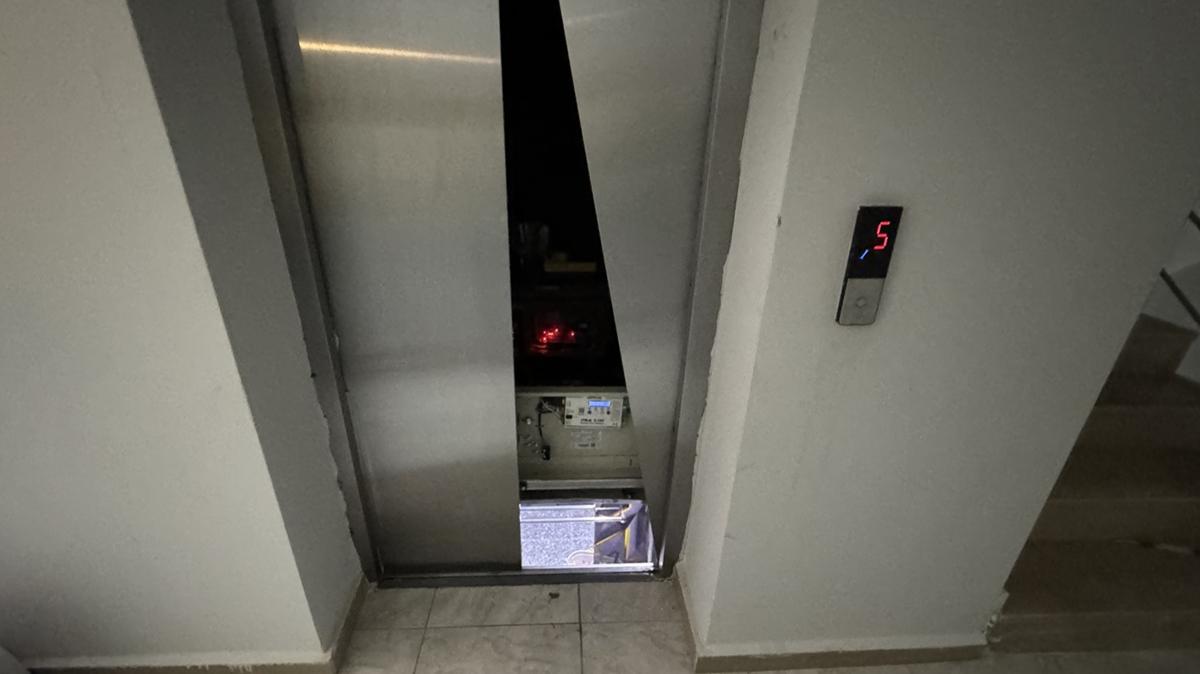 Korkun lm! Asansr kabiniyle duvar arasnda skt