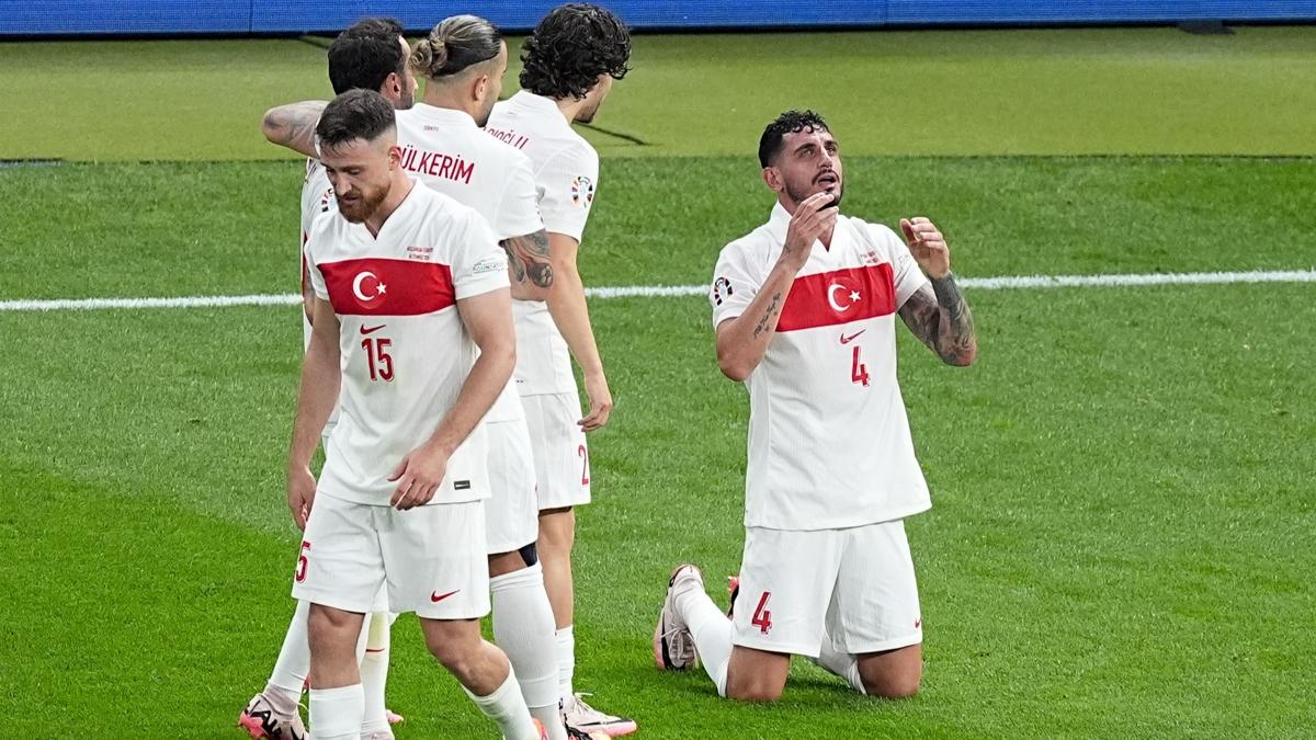 Samet Akaydin milli takmdaki ilk goln att
