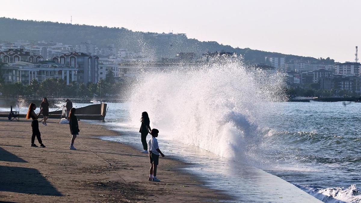 Samsun'da 'denize girmeyin' uyars 