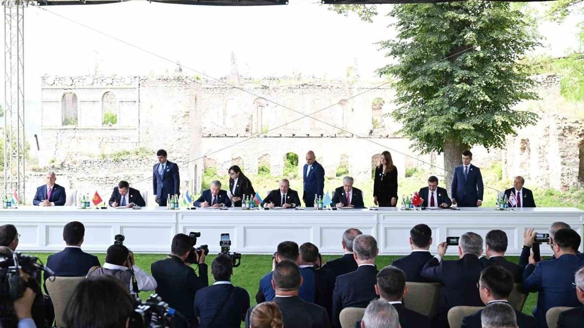 TDT Zirvesi'nin ardndan Karaba Deklarasyonu yaymland