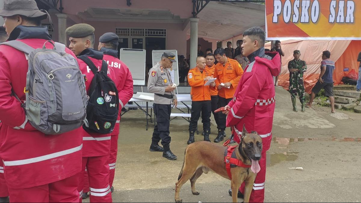 Endonezya'da heyelan: Altn madeninde alan 135 ii toprak altnda kald