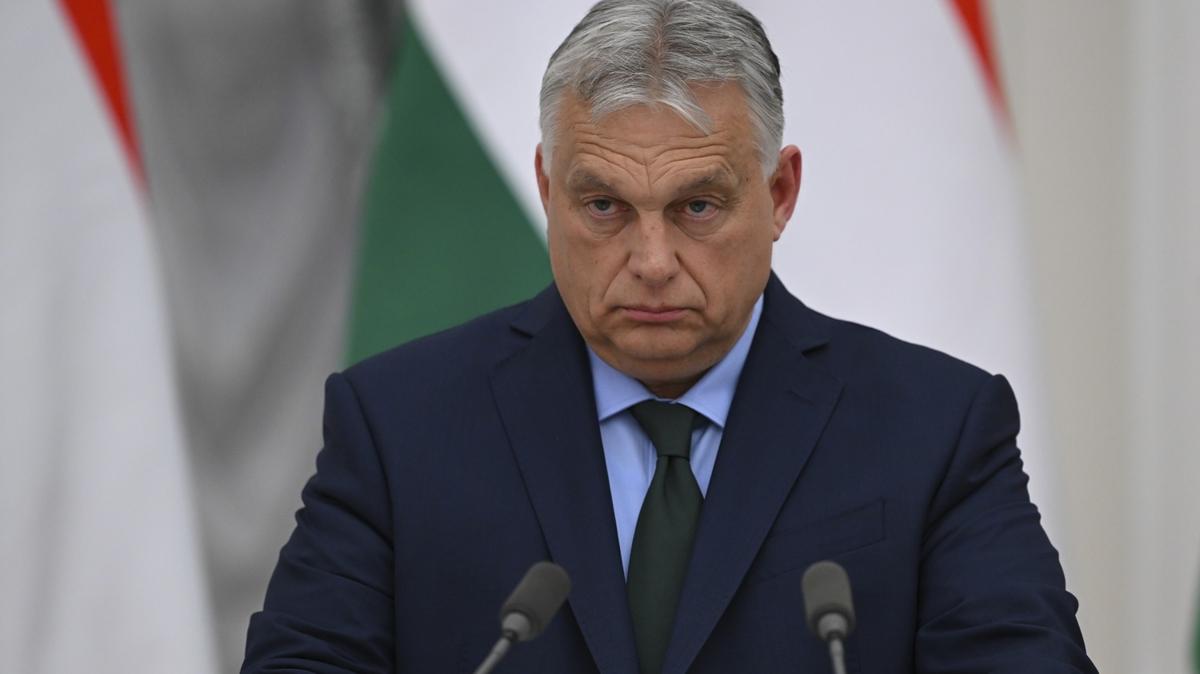 AB'de byk kriz! Orban'n dnem bakanl daha balamadan sona erebilir