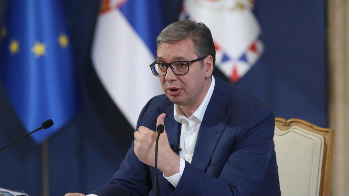 Srp lider Vucic: Elimizde ne zaman fazla para olursa altn alacaz, bu iyi bir haber