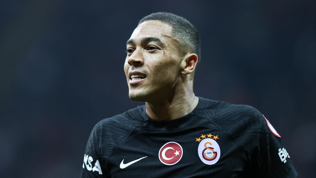 Carlos Vinicius, Galatasaray'a veda etti