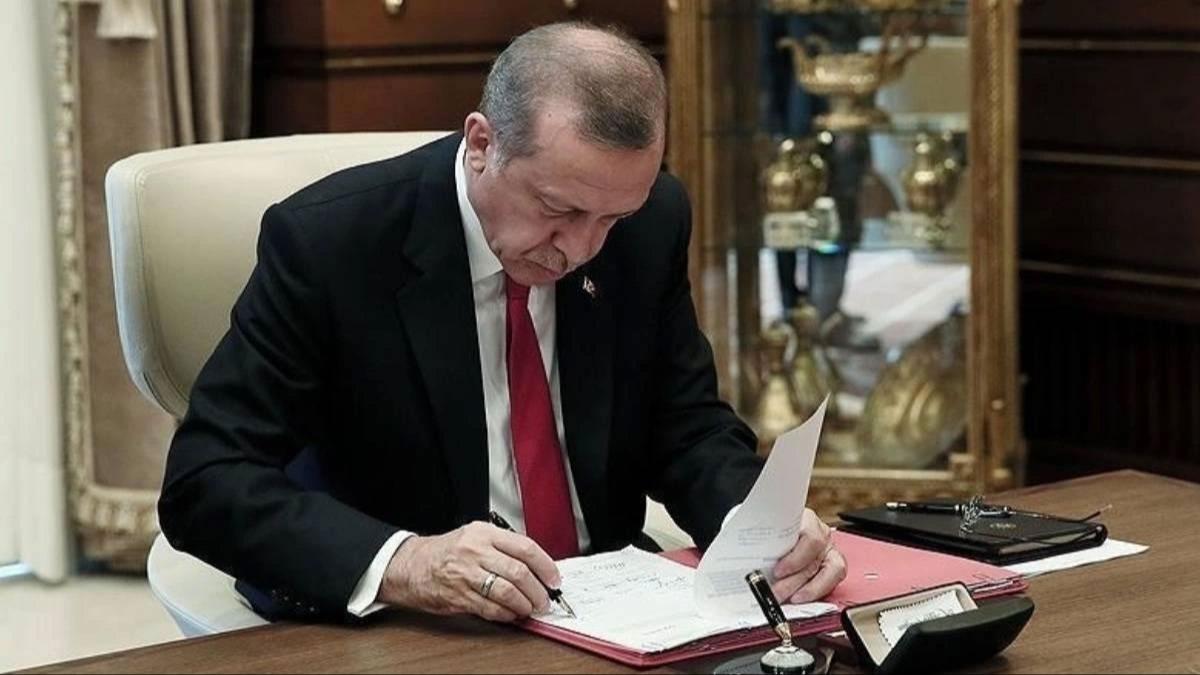 Cumhurbakan Erdoan imzalad!! 5 ilin valisi deiti