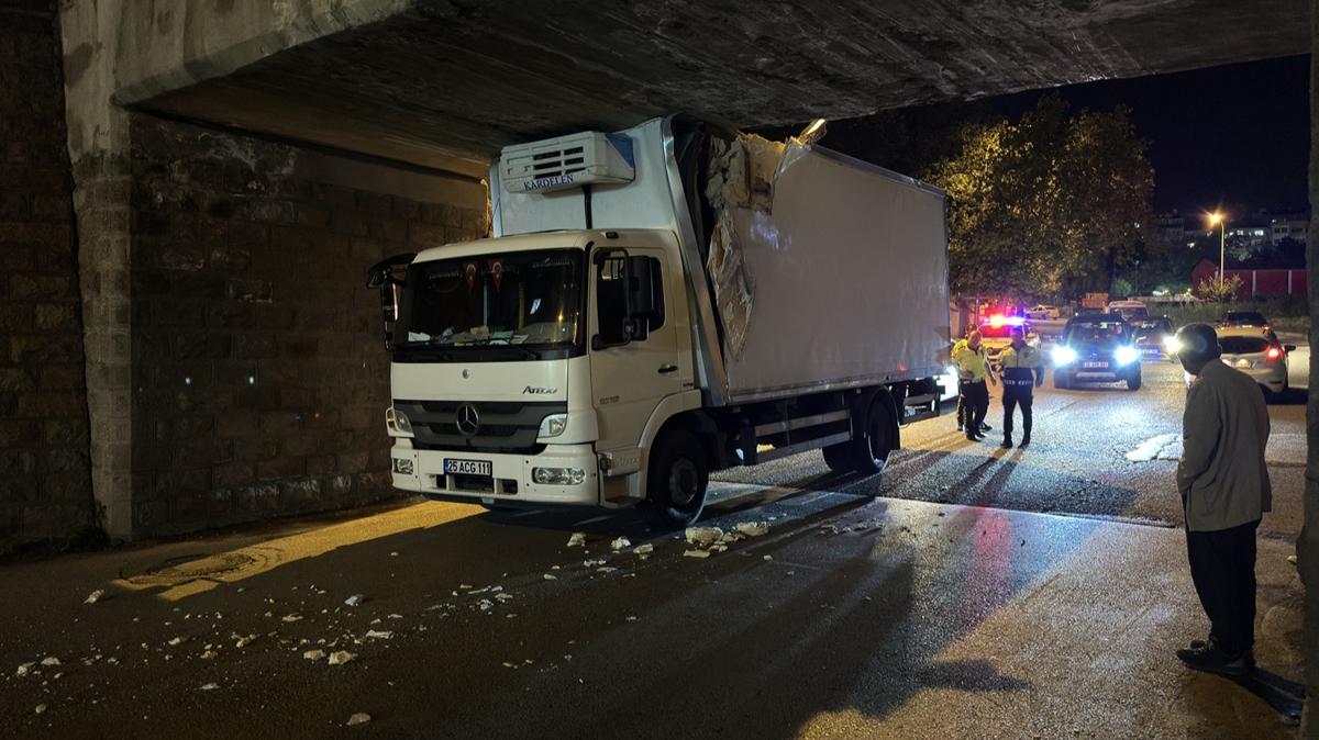 Erzurum'da alt geitte skan kamyondaki 2 kii yaraland