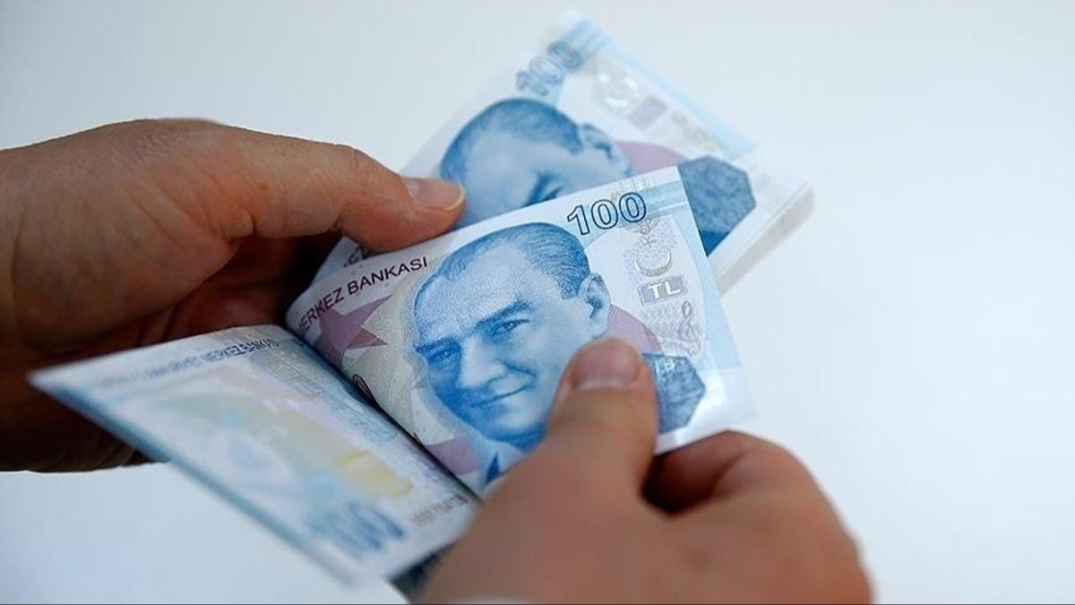 Tarih verdi! AK Parti'den en dk emekli maana yaplacak zam hakknda aklama
