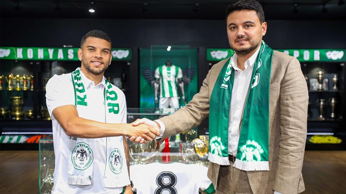 Konyaspor Pedrinho transferini duyurdu