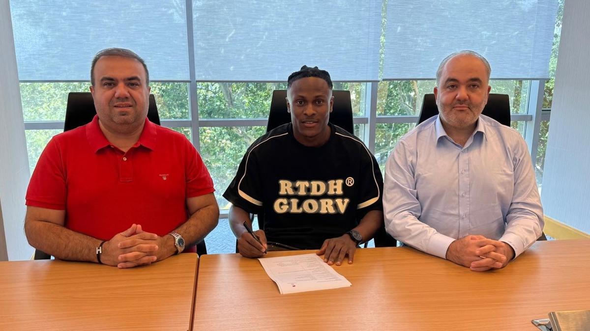 Hatayspor'un yeni transferi Jonathan Okoronkwo