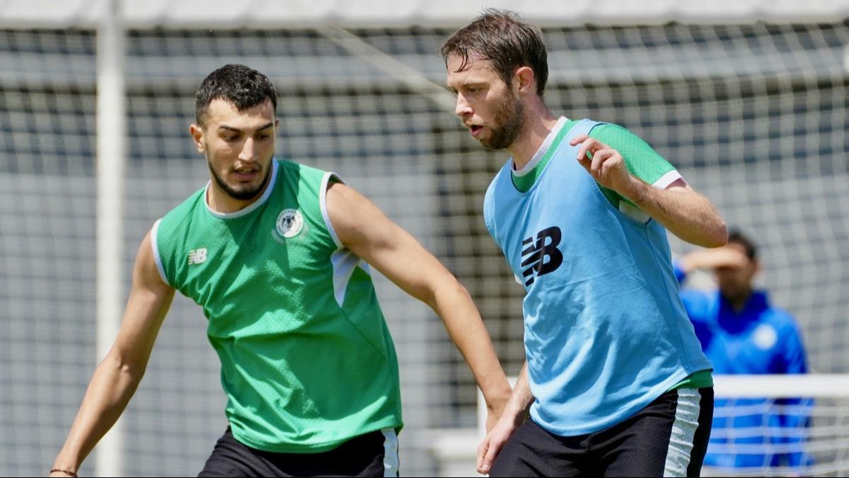 Konyaspor'da yeni sezon mesaisi devam ediyor