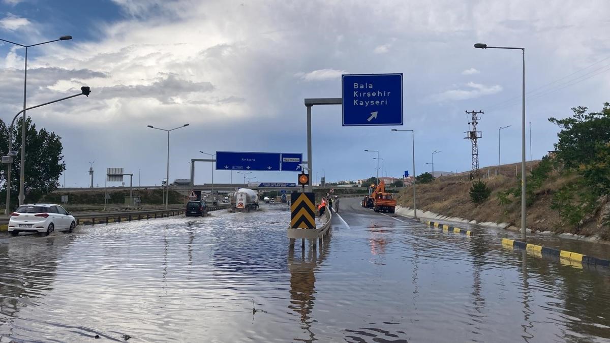 Ankara-Konya yolu takn nedeniyle kapand 