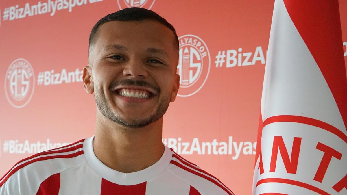 Antalyaspor'a Brezilyal stoper!