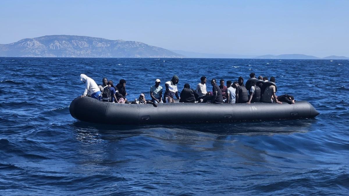 Yunanistan unsurlar tarafndan geri itilen dzensiz gmenler Sahil Gvenlik ekiplerince kurtarld 