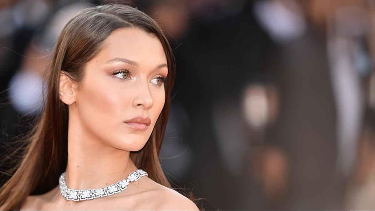 srail destekilerinden bask! ABD'li model Bella Hadid ayakkab reklamndan karld