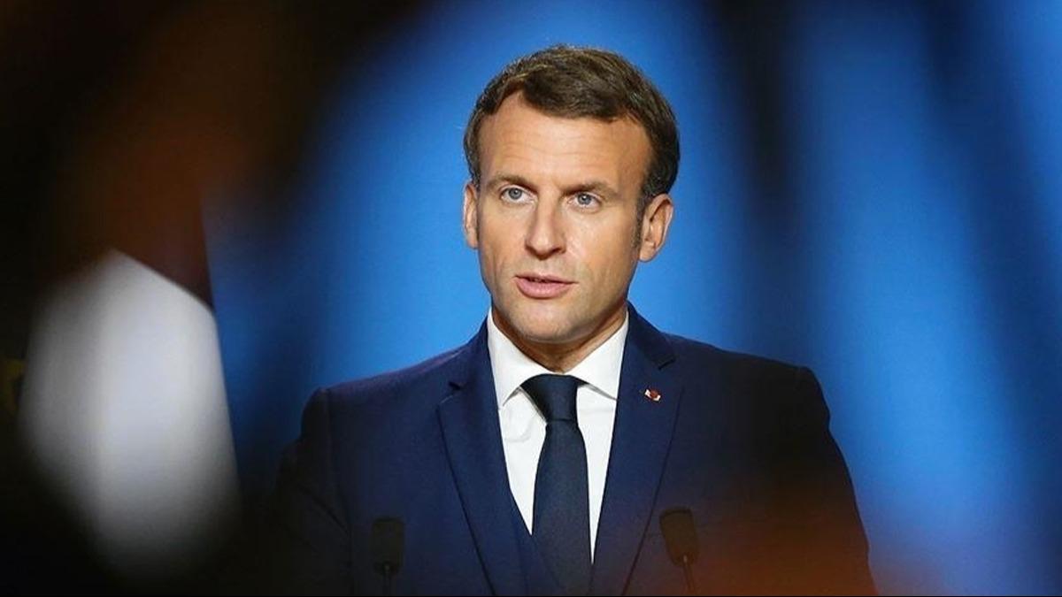 Macron, austos ortasna kadar Fransa'da hkmet kurulmayacan aklad