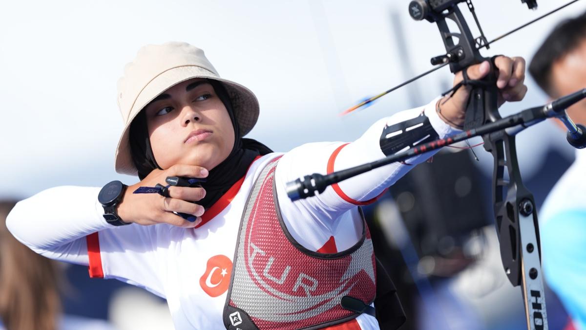 Milli oku Elif Berra Gkkr, Paris 2024'e Trkiye rekoruyla balad