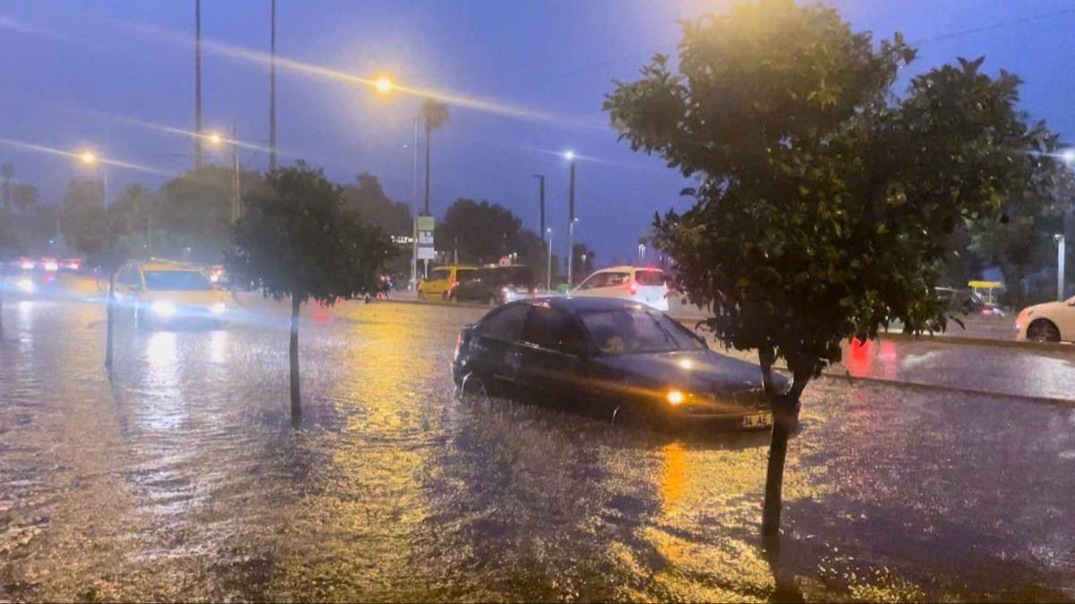 Antalya'da saanak hayat fel etti