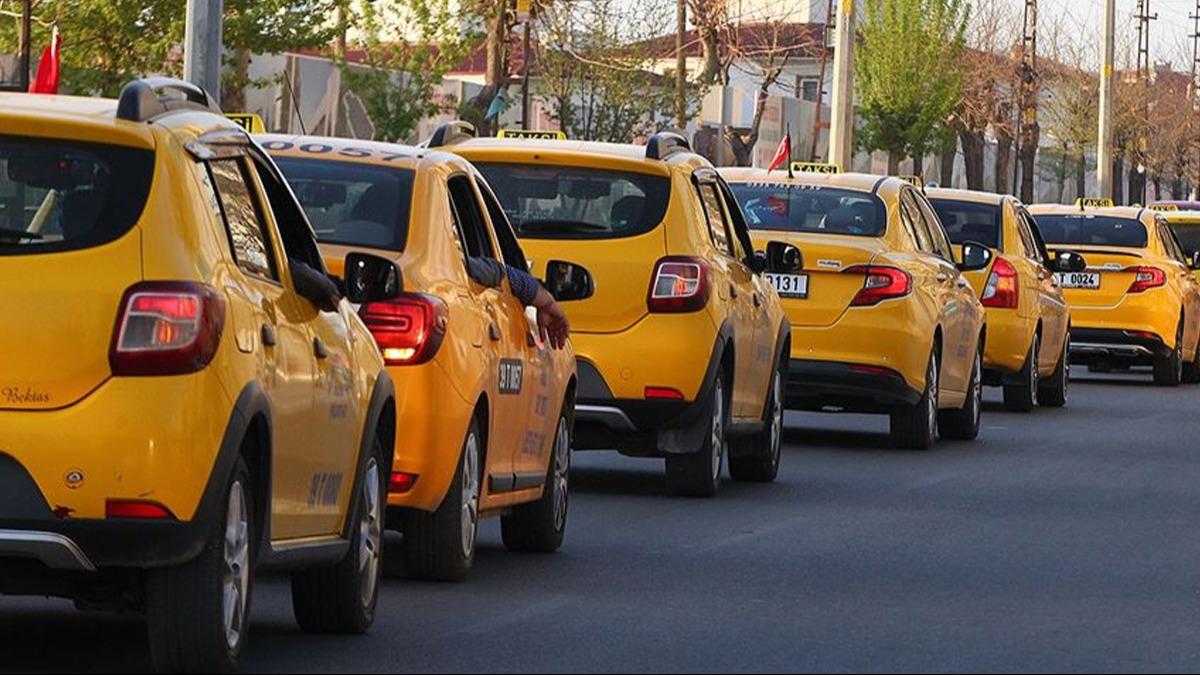 UKOME kararnn ardndan harekete getiler! Taksiciler taksimetre cihazlarn gncelletmeye balad