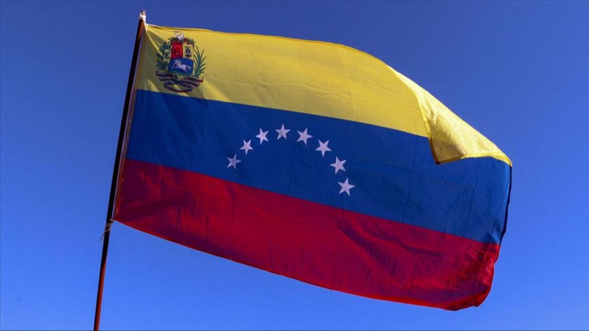 Venezuela'da halk yarn sandk bana gidecek