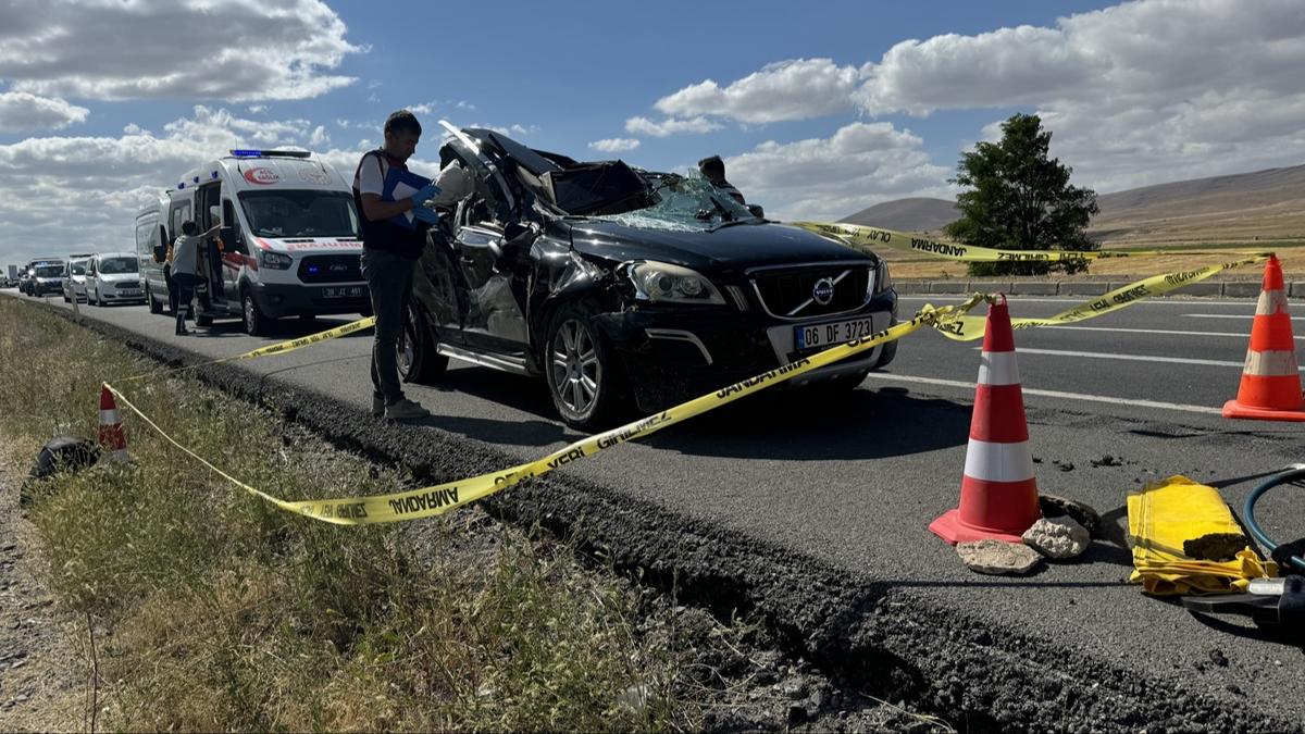 Ac olay: Kayseri'deki trafik kazasnda 2 karde hayatn kaybetti 