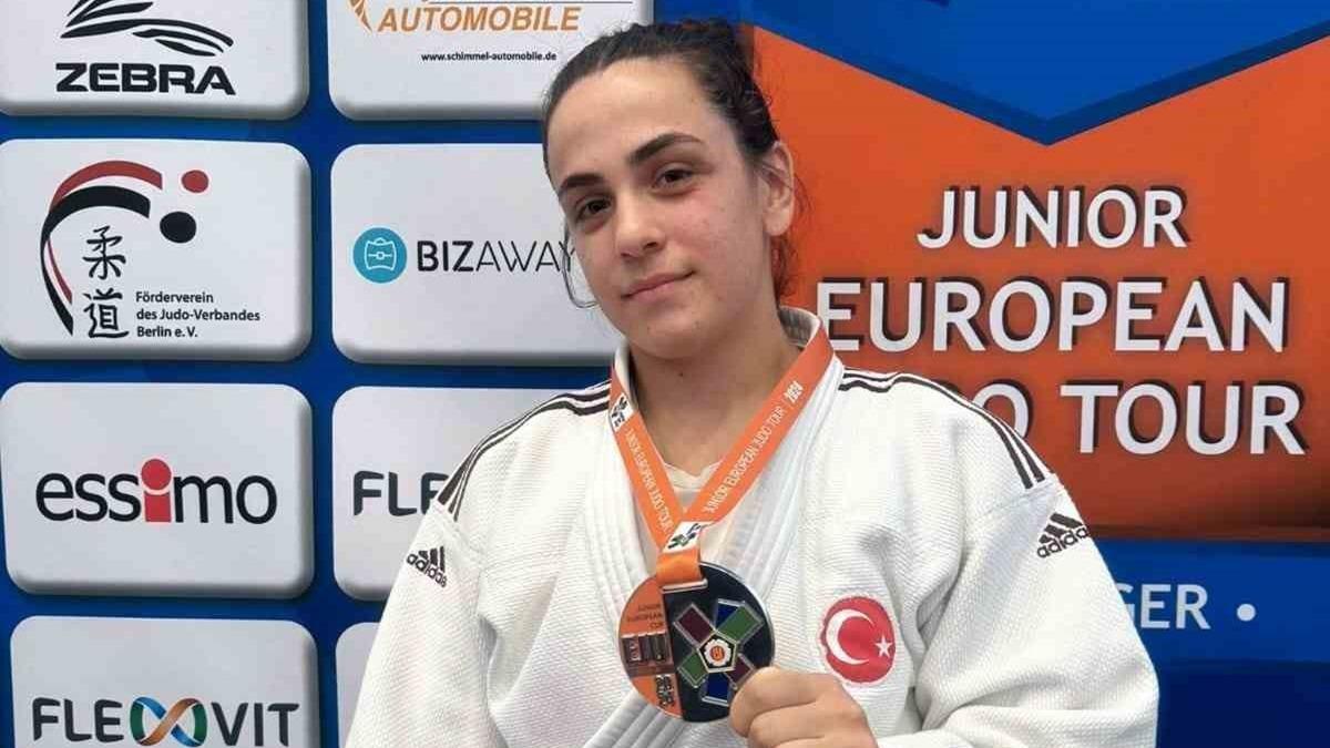 Smeyye Kaya'dan bir madalya daha