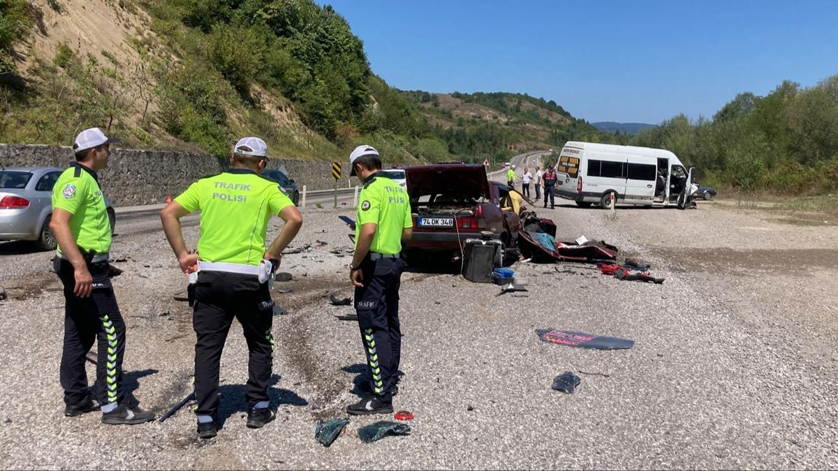 Bartn'da feci kaza: 6 kii yaraland