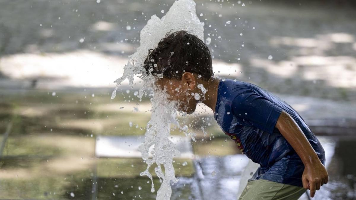 stanbul'a eyyam- bahur uyars! Scaklk 40 dereceyi bulacak