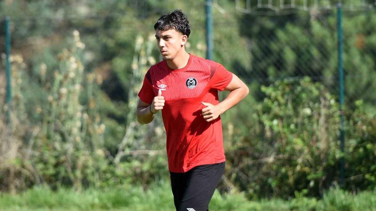 Manisa FK yeni sezon mesaisinde