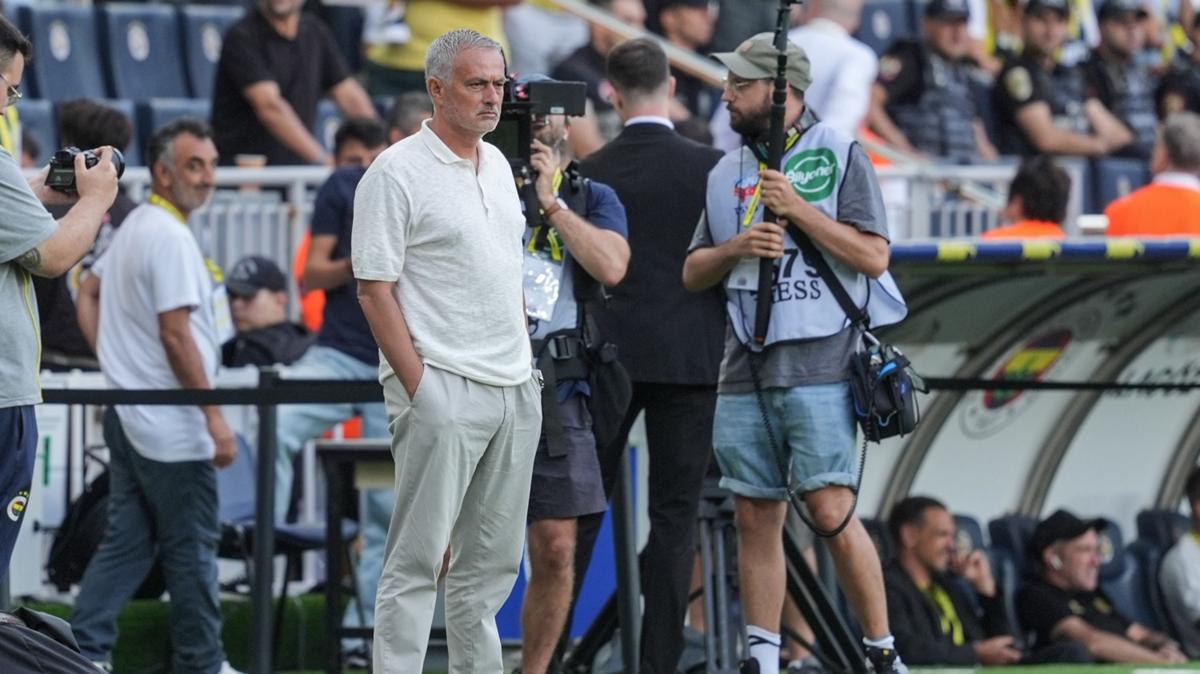 Jose Mourinho'dan tek deiiklik! te rvan mann notlar...