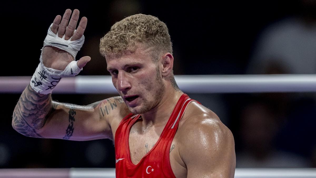Milli boksr Kaan Aykutsun, son 16'da olimpiyatlara veda etti.
