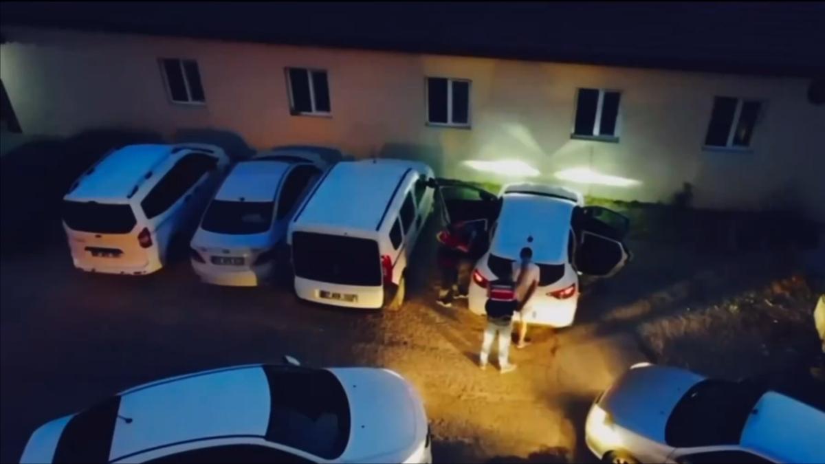 Uyuturucuya geit yok! 17 ilde operasyon