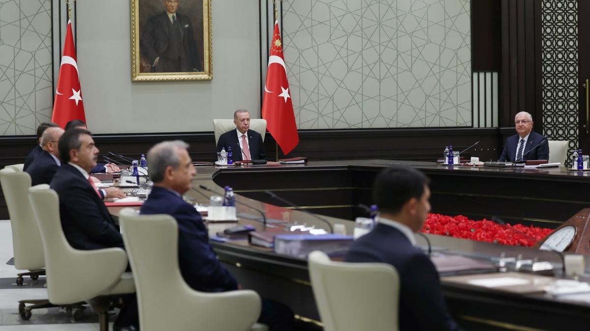 Kritik Yksek Askeri ura yarn toplanyor
