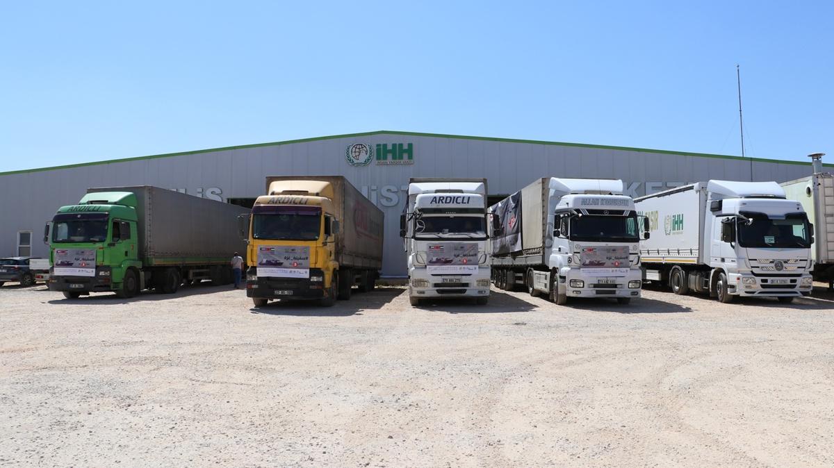 Kilis'ten Gazze'ye 80 tr yardm malzemesi yola kt