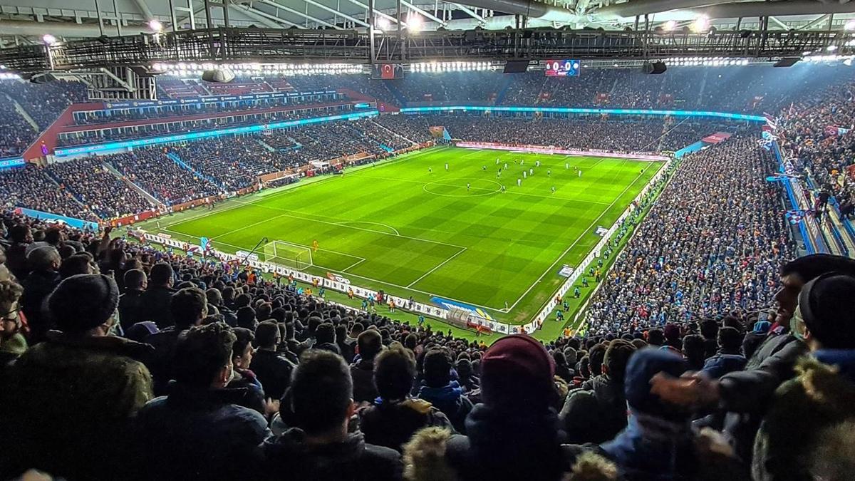 Trabzonspor-Rapid Wien mann biletleri yarn sata kacak