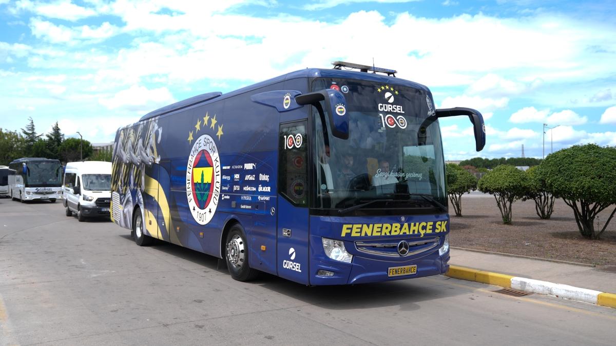 Fenerbahe kafilesi, konaklayaca otele ulat