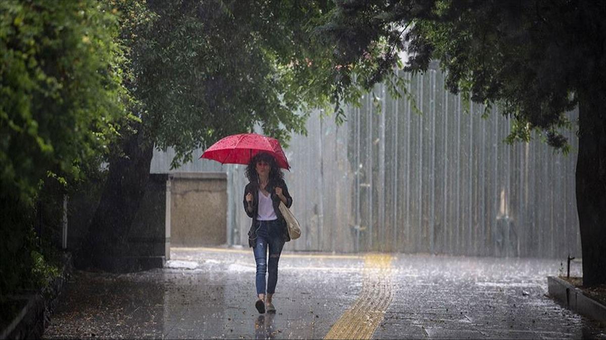 stanbul'un bats iin gk grltl saanak bekleniyor