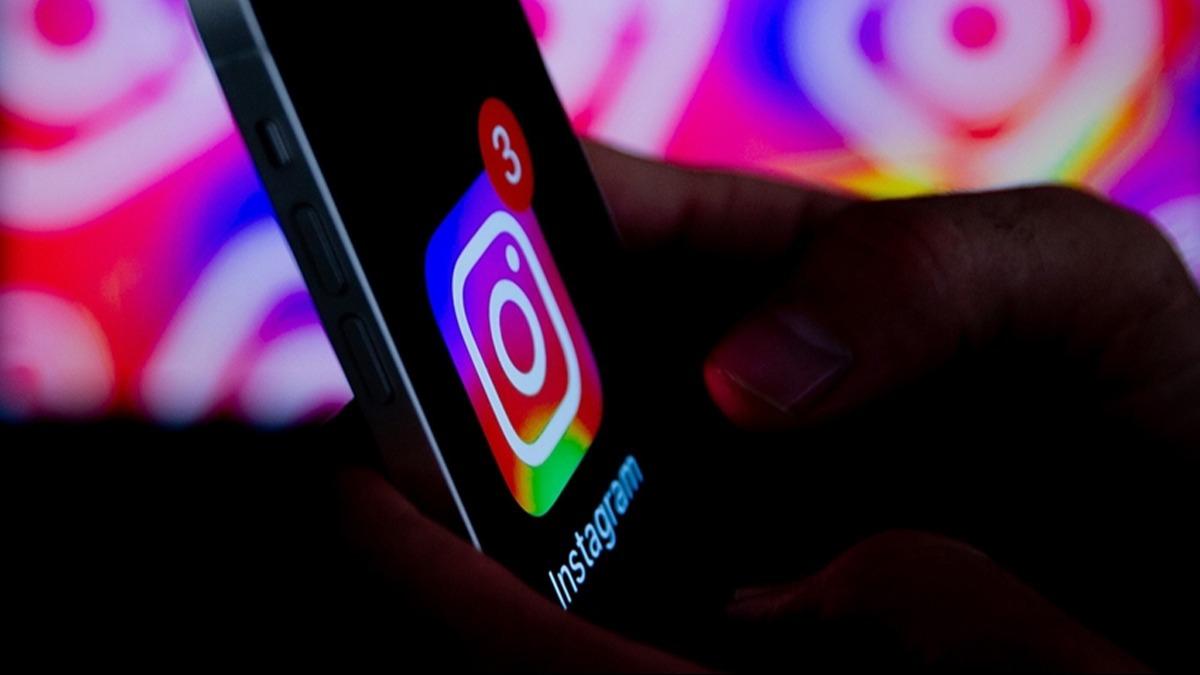 Bakan Uralolu paylat! Instagram eriime alacak m?