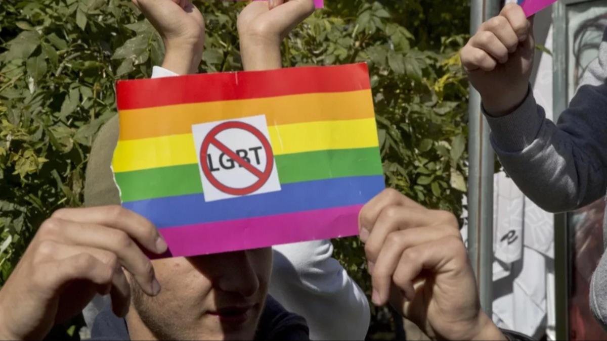 Bulgaristan sapkn LGBT terrne geit vermedi