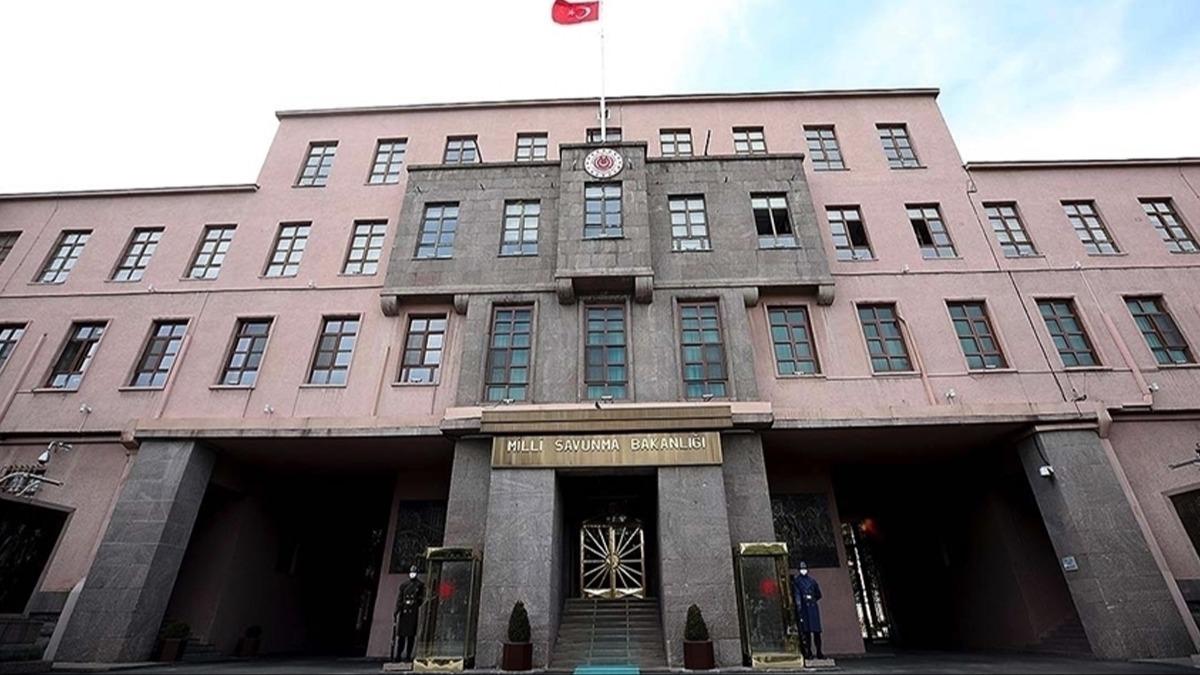 MSB'den ehit Jandarma Astsubay Kalaz iin basal mesaj