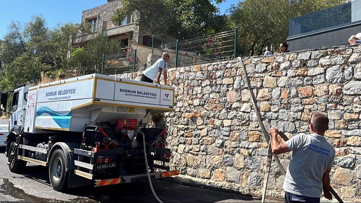 Bodrum'da tandk manzara! Sular kesildi tankerler ortaya kt